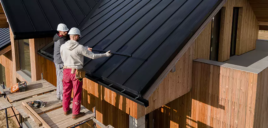 Metal Roof Maintenance in Murrieta